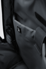 KENNETH COLE - תיק גב משולב טרולי בצבע שחור - MASHBIR//365