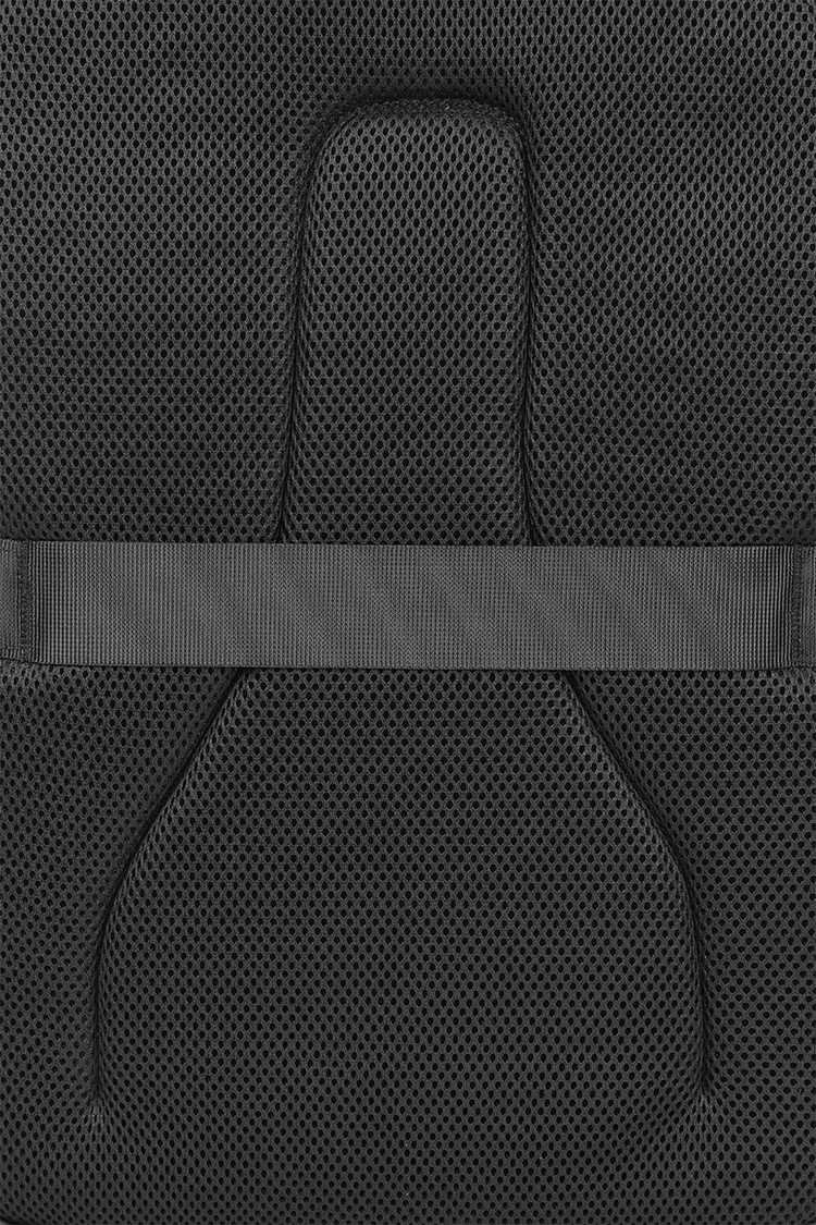 KENNETH COLE - תיק גב סגירה מרובעת שחור - MASHBIR//365