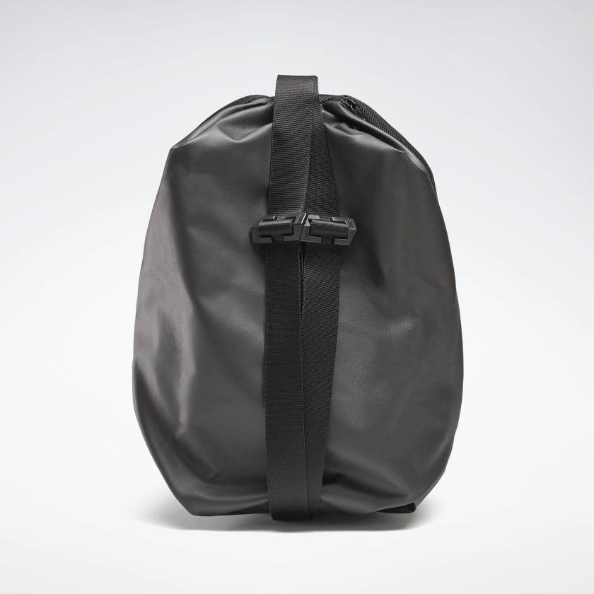 REEBOK - תיק גב Tech Style Imagiro בצבע שחור 26.5 ליטר - MASHBIR//365