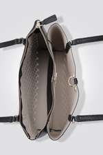 GUESS - תיק יד Amara Socety Carryall בצבע שחור - MASHBIR//365