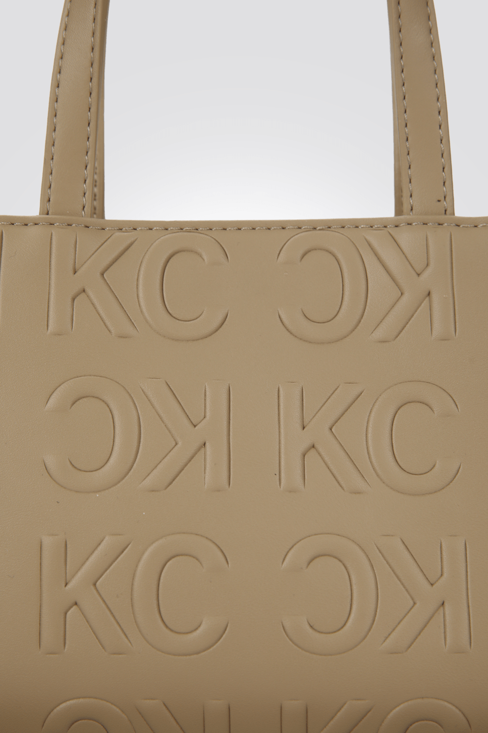 KENNETH COLE - תיק יד MINI TOTE דמוי עור בצבע בז' - MASHBIR//365