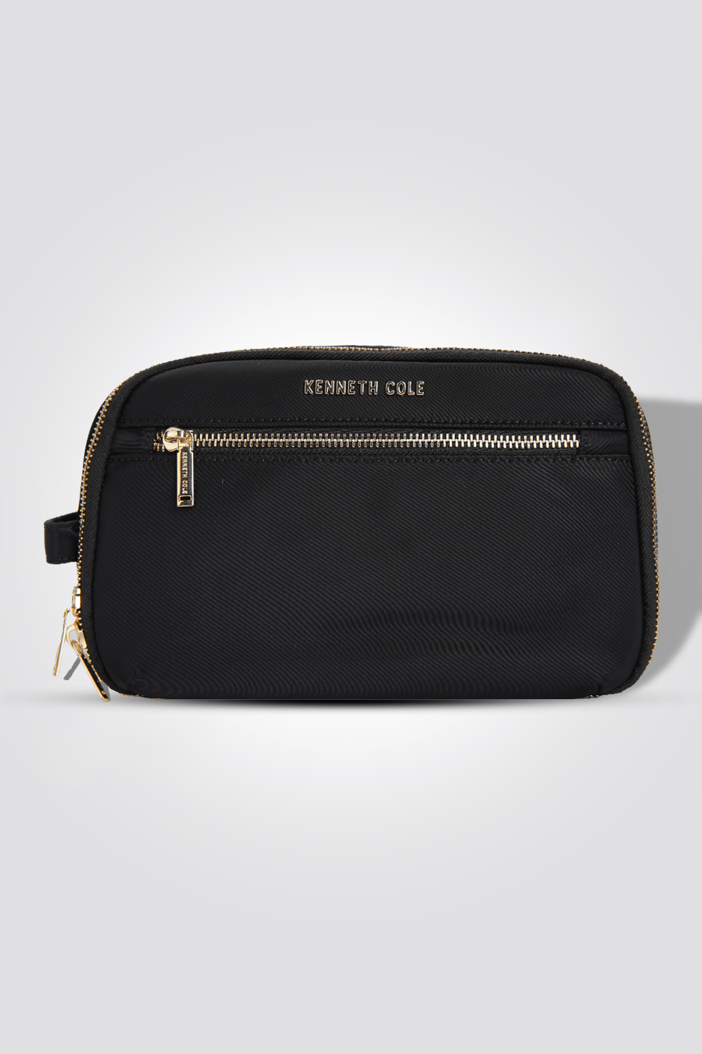 KENNETH COLE - תיק רחצה קטן בצבע שחור - MASHBIR//365