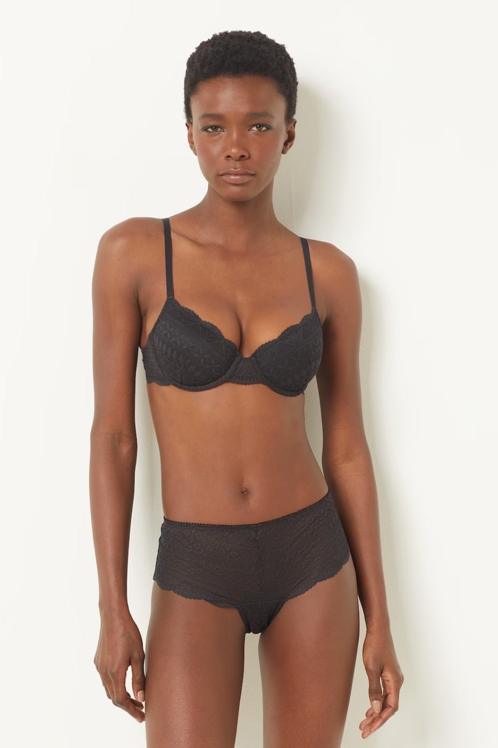 ETAM - תחתוני בוקסרון תחרה IDOLE בצבע שחור - MASHBIR//365