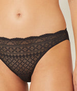 ETAM - תחתוני מיני תחרה IDOLE בצבע שחור - MASHBIR//365