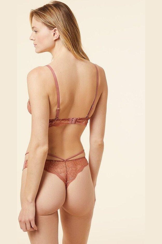 ETAM - תחתוני טנגה תחרה KARAT כתום אפרסק - MASHBIR//365