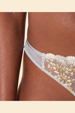 ETAM - תחתוני טנגה טול משולב רקמה BONHEUR תכלת - MASHBIR//365