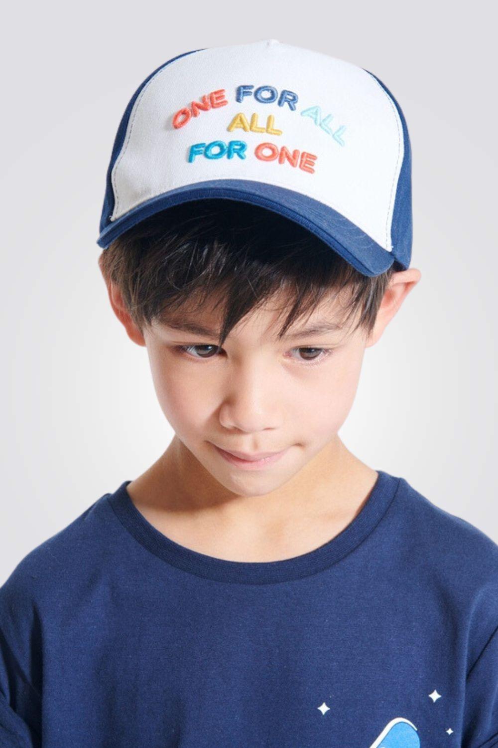 OKAIDI - כובע בייסבול בצבע כחול לילדים - MASHBIR//365