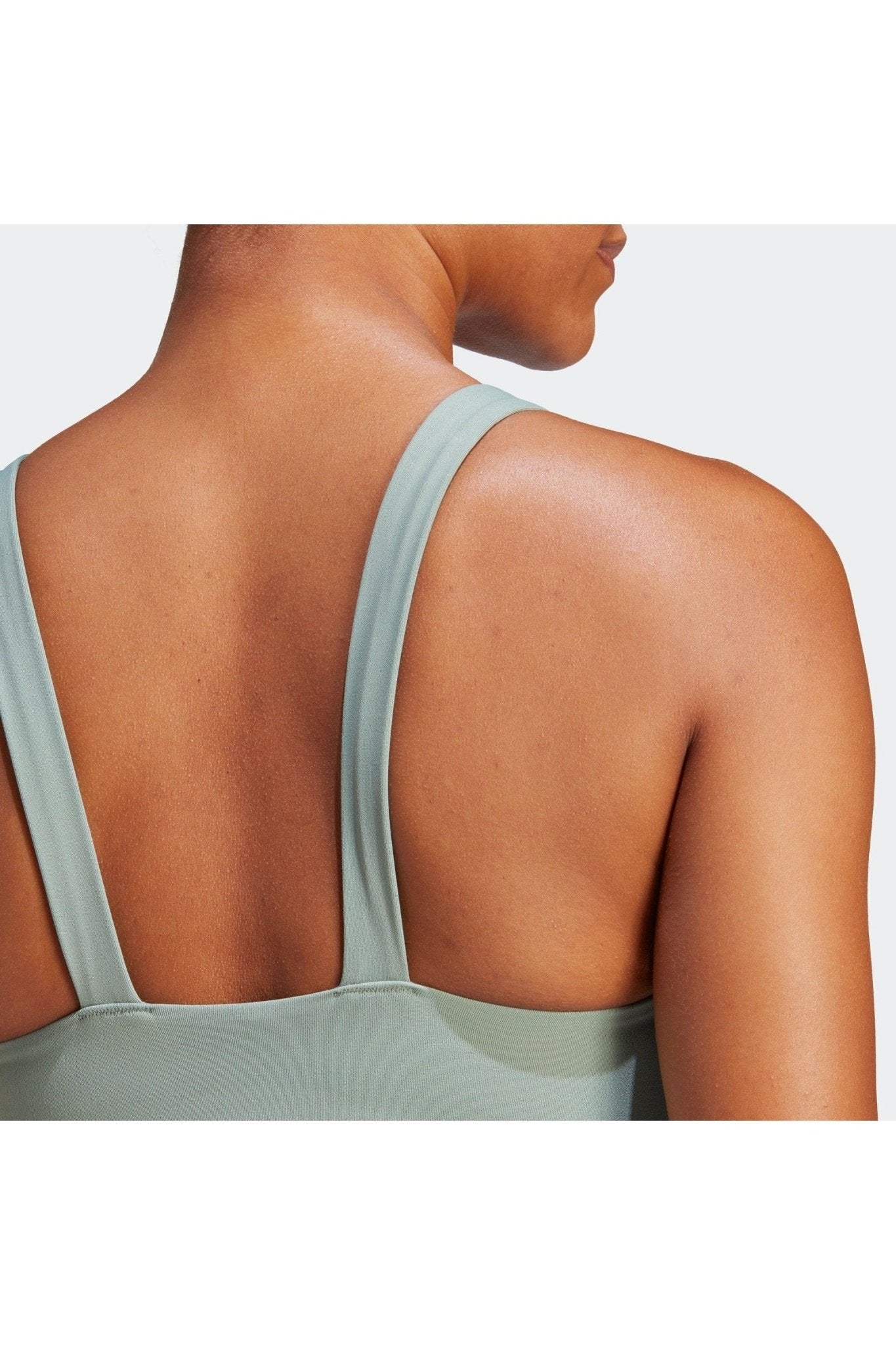 ADIDAS - טופ אימון COREFLOW LUXE לנשים בצבע מנטה - MASHBIR//365