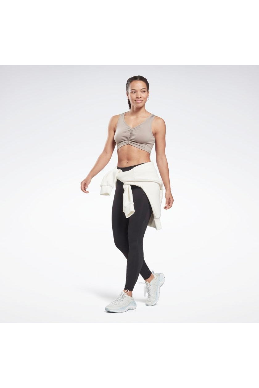 REEBOK - טופ אימון Studio Ruched בצבע חום - MASHBIR//365