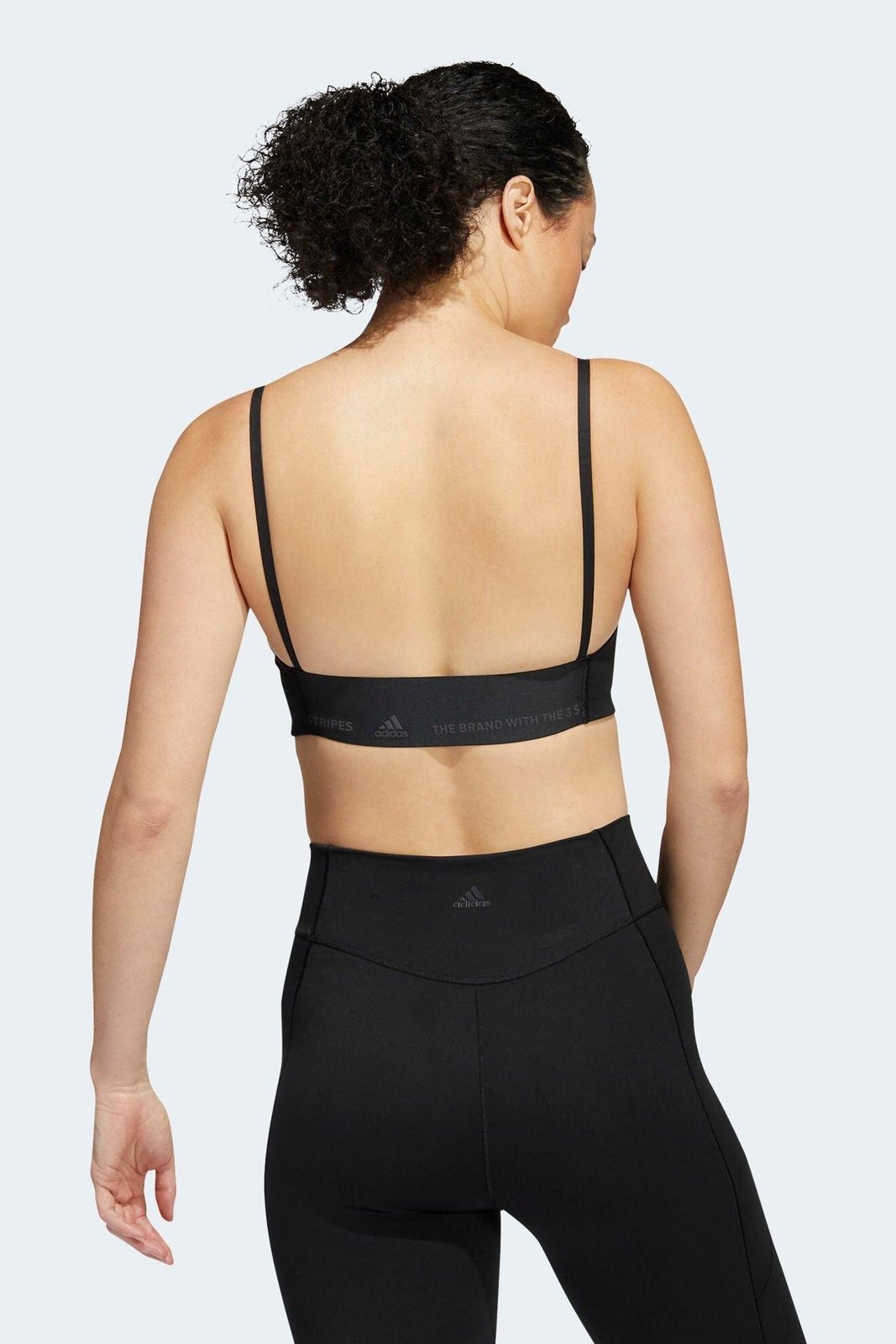 ADIDAS - טופ אימון YOGA STUDIO בצבע שחור - MASHBIR//365