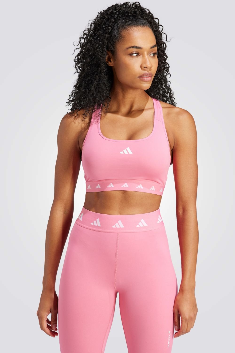 ADIDAS - טופ Powerreact Training בצבע ורוד - MASHBIR//365