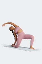 ADIDAS - טופ תמיכה קלה YOGA STUDIO בצבע ורוד - MASHBIR//365