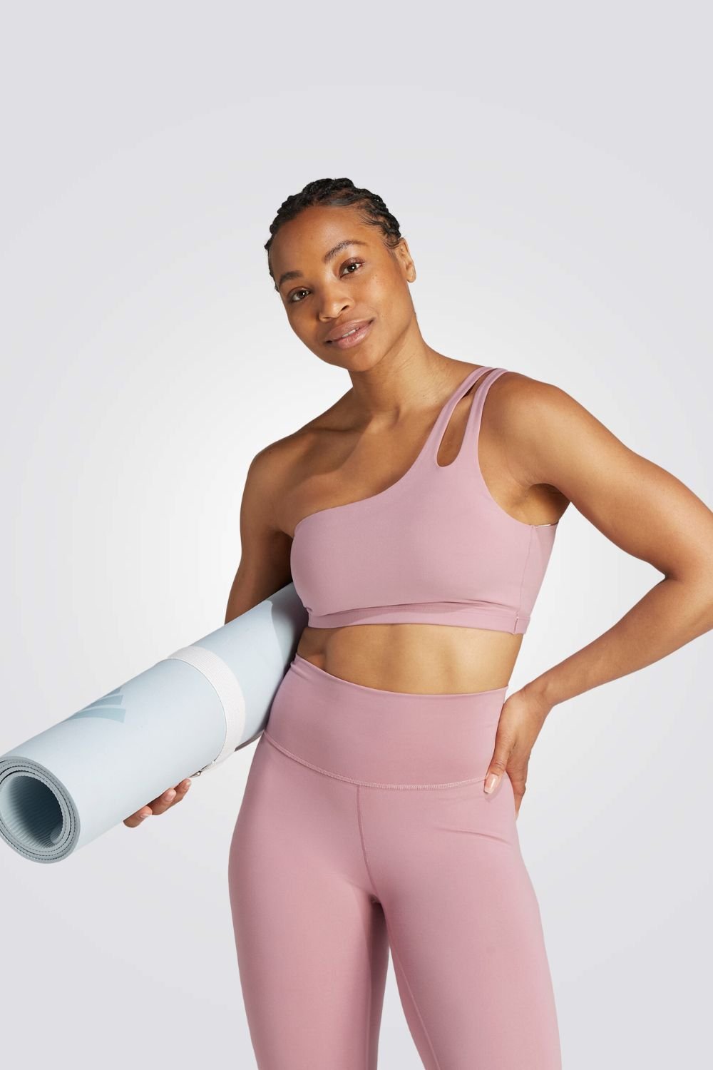 ADIDAS - טופ תמיכה קלה YOGA STUDIO בצבע ורוד - MASHBIR//365