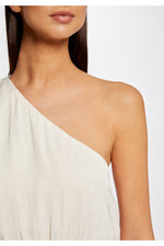 MORGAN - חולצה אלגנטית כתף אחת בצבע שמנת - MASHBIR//365