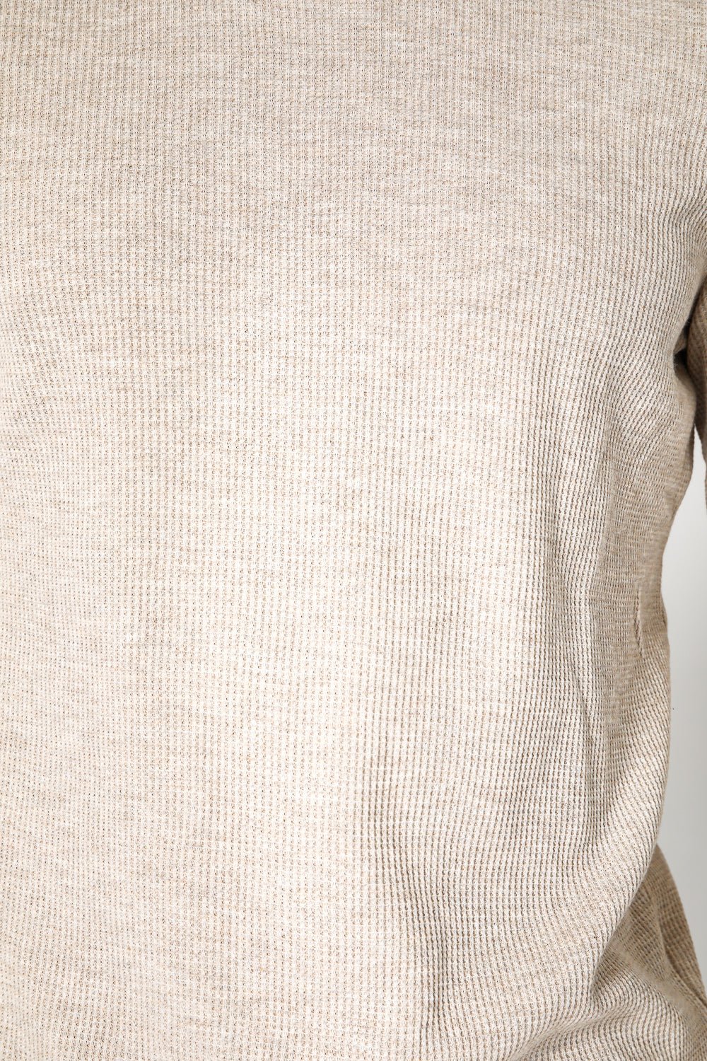 DELTA - חולצה ארוכה דקה מבד וופל בצבע בז' - MASHBIR//365