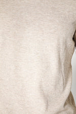 DELTA - חולצה ארוכה דקה מבד וופל בצבע בז' - MASHBIR//365