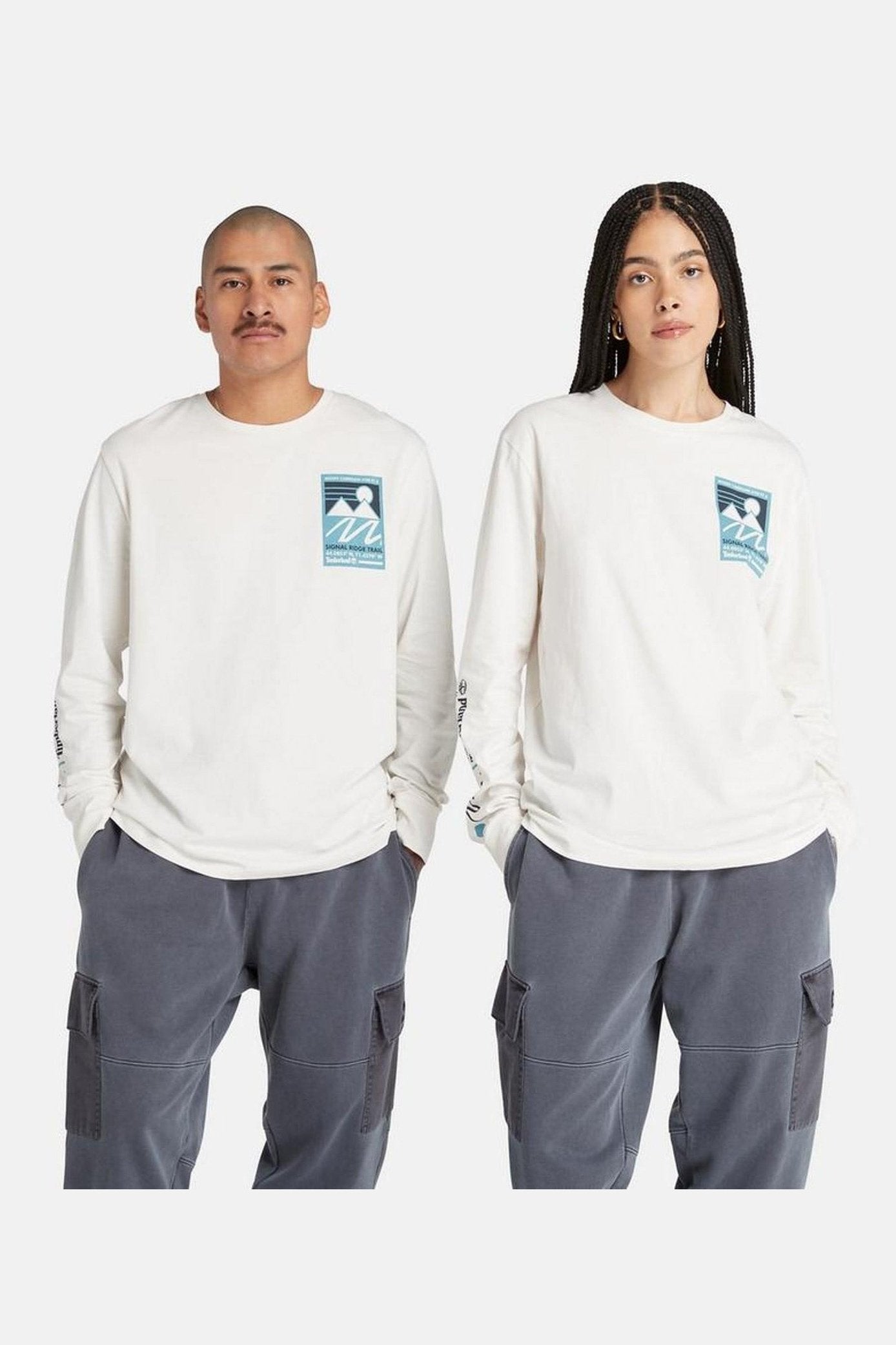 TIMBERLAND - חולצה ארוכה GRAPHIC TEE VINTAG בצבע לבן - MASHBIR//365