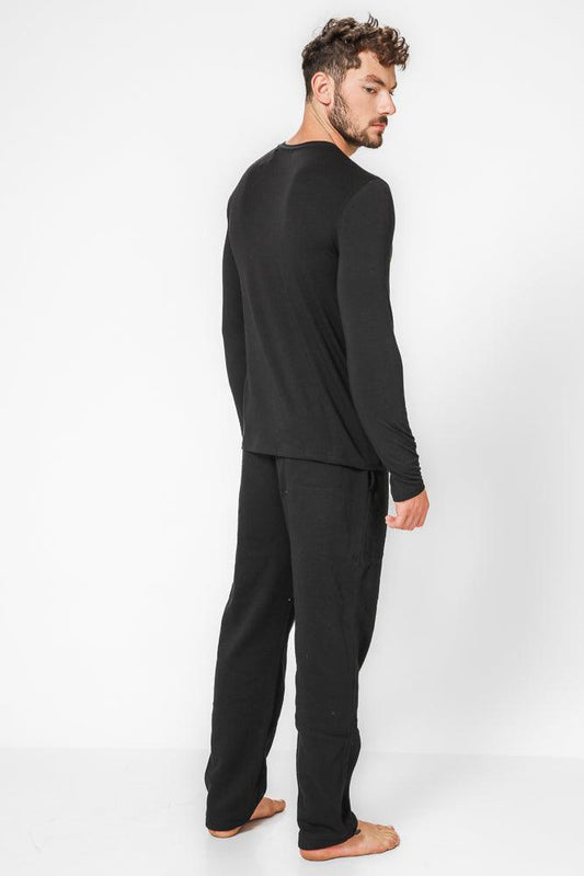 DELTA - חולצה ארוכה צווארון וי SLIM בצבע שחור - MASHBIR//365