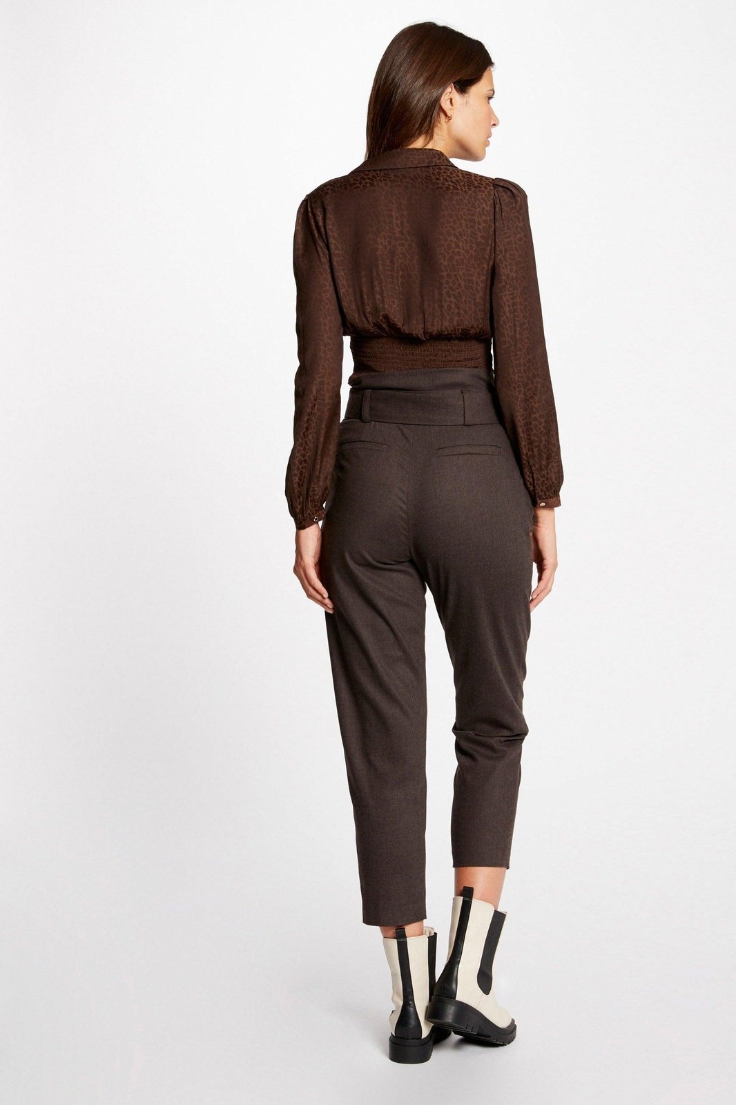 MORGAN - חולצה בצבע חום עם כפתורים - MASHBIR//365