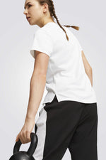 PUMA - חולצה לנשים PUMA FIT LOGO ULTRAB בצבע לבן - MASHBIR//365