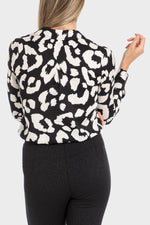 PUNT ROMA - חולצה מכופרת הדפס שחור לבן - MASHBIR//365