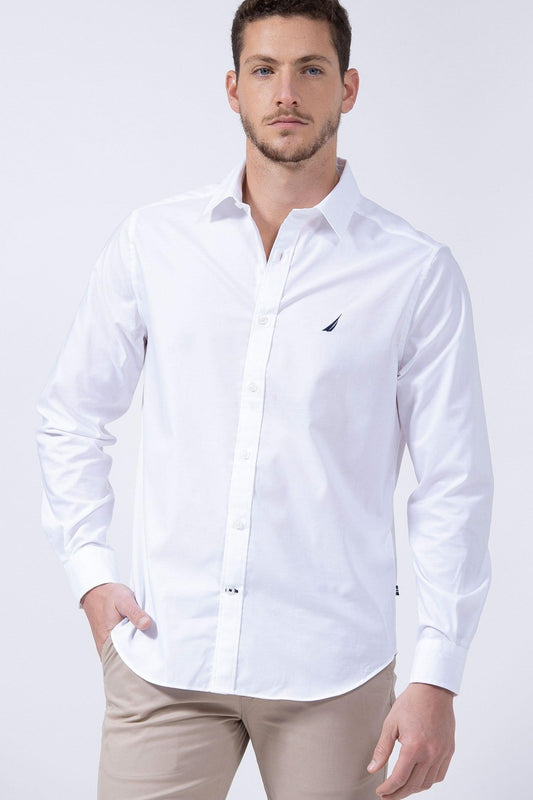 NAUTICA - חולצה מכופתרת בצבע לבן CLASSIC FIT - MASHBIR//365