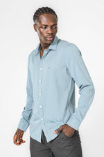 KENNETH COLE - חולצה מכופתרת במבוק לייקרה בצבע תכלת - MASHBIR//365