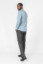 KENNETH COLE - חולצה מכופתרת במבוק לייקרה בצבע תכלת - MASHBIR//365