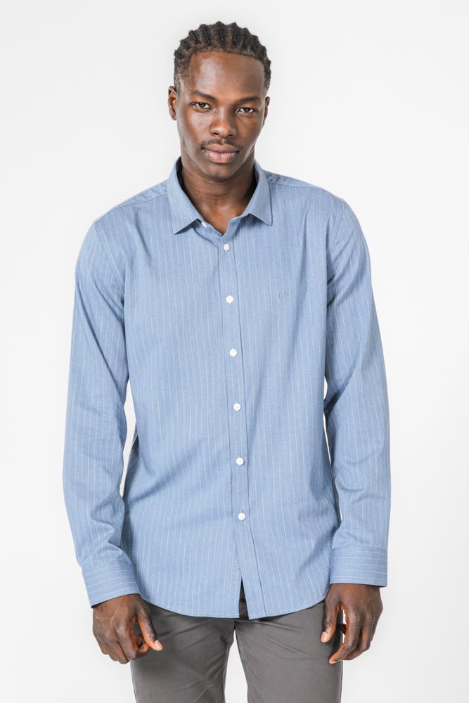 KENNETH COLE - חולצה מכופתרת במבוק לייקרה בצבע כחול - MASHBIR//365