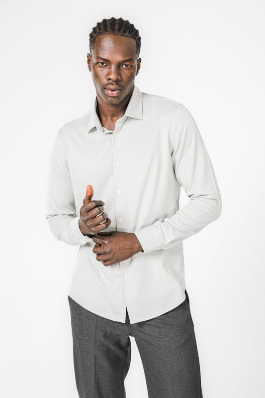 KENNETH COLE - חולצה מכופתרת במבוק ליקרה בצבע אפור - MASHBIR//365
