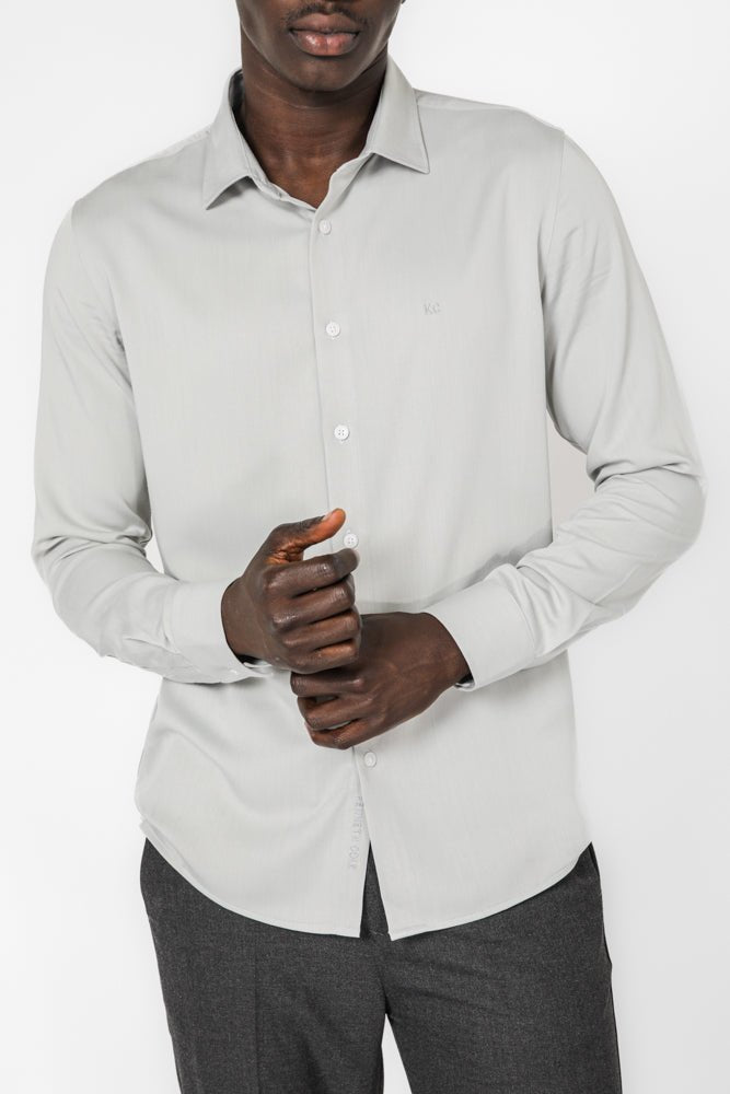 KENNETH COLE - חולצה מכופתרת במבוק ליקרה בצבע אפור - MASHBIR//365