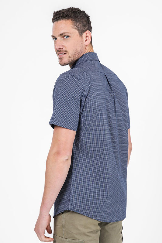 SCORCHER - חולצה מכופתרת קצרה בצבע נייבי - MASHBIR//365
