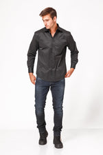 SCORCHER - חולצה מכופתרת לגבר בצבע שחור - MASHBIR//365