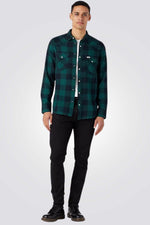 WRANGLER - חולצה מכופתרת LS WESTERN בצבע ירוק ושחור - MASHBIR//365