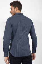 NAUTICA - חולצה מכופתרת נייבי TAILORED FIT בהדפס פסים - MASHBIR//365