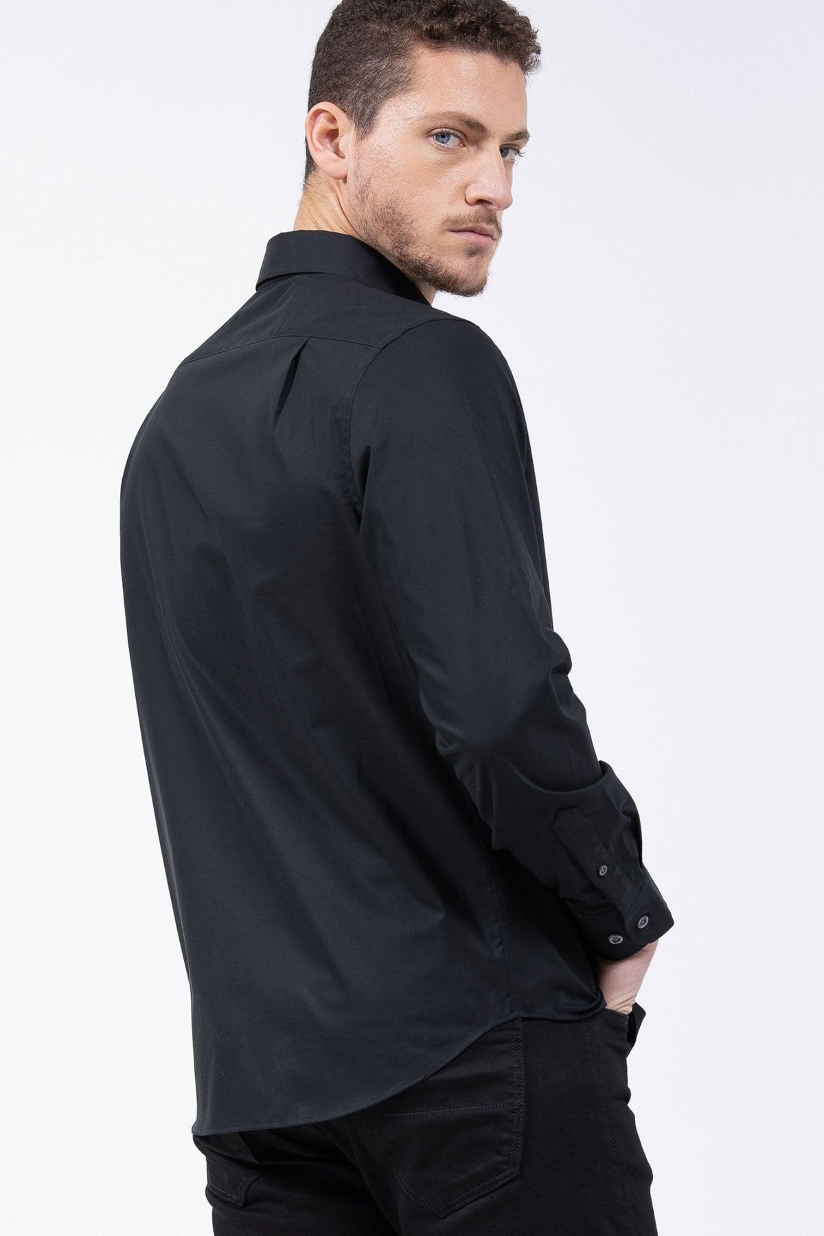 NAUTICA - חולצה מכופתרת שחור CLASSIC FIT - MASHBIR//365