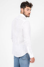 MICHAEL KORS - חולצה מכופתרת SLIM FIT בצבע לבן - MASHBIR//365