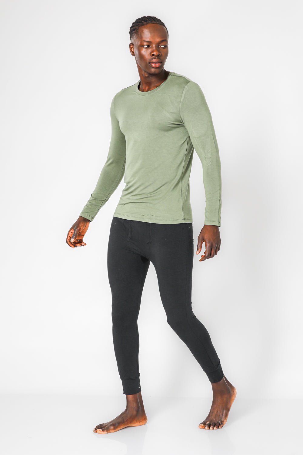 DELTA - חולצה תרמית צווארון עגול - SLIM FIT בצבע ירוק - MASHBIR//365