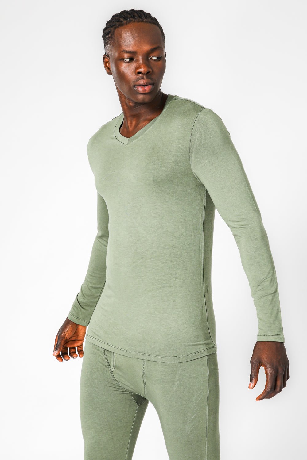DELTA - חולצה תרמית צווארון וי - SLIM FIT בצבע ירוק - MASHBIR//365