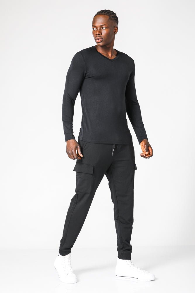 DELTA - חולצה תרמית צווארון וי - SLIM FIT בצבע שחור - MASHBIR//365