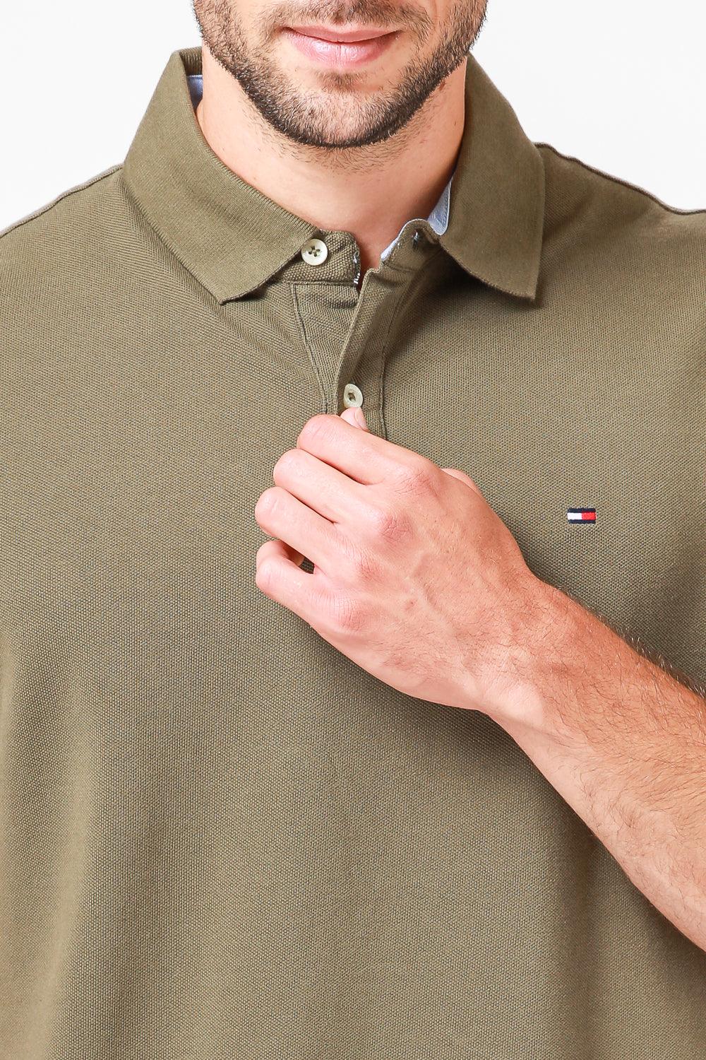 Tommy Hilfiger - חולצת פולו בצבע ירוק זית - MASHBIR//365