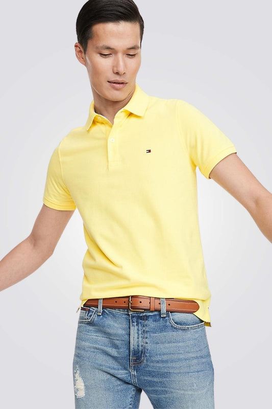 Tommy Hilfiger - חולצת פולו קצרה צבע צהוב - MASHBIR//365