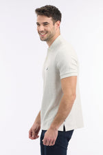 NAUTICA - חולצת פולו קצרה עם לוגו בצבע שמנת - MASHBIR//365