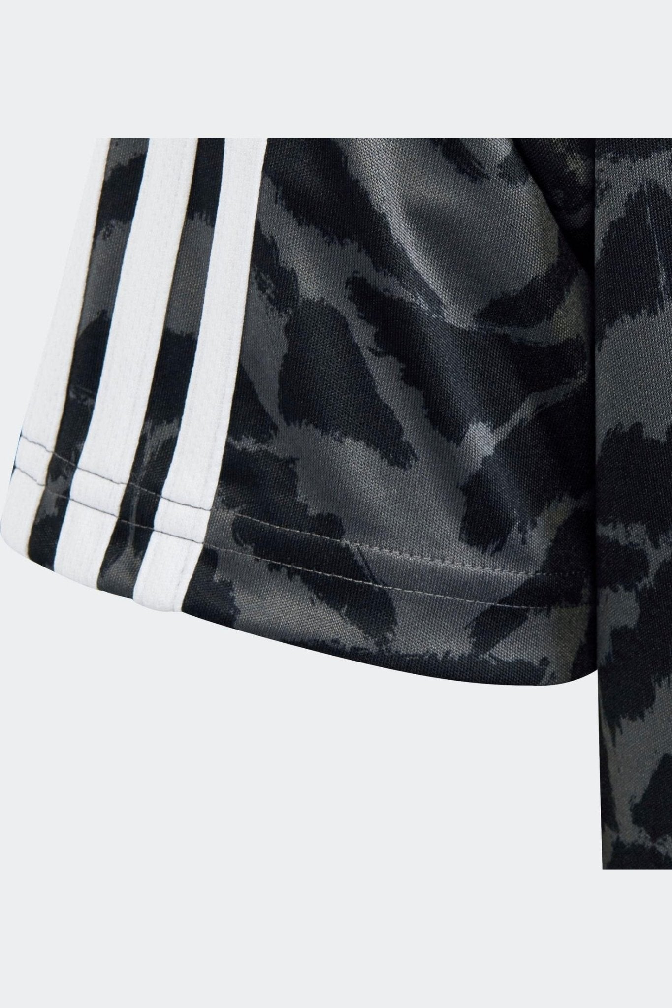 ADIDAS - חולצת פולו לילדים בצבע אפור - MASHBIR//365