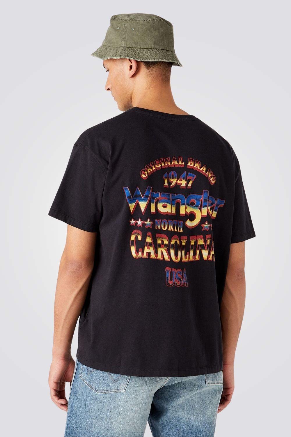 WRANGLER - חולצת טי וינטג' צבע שחור - MASHBIR//365