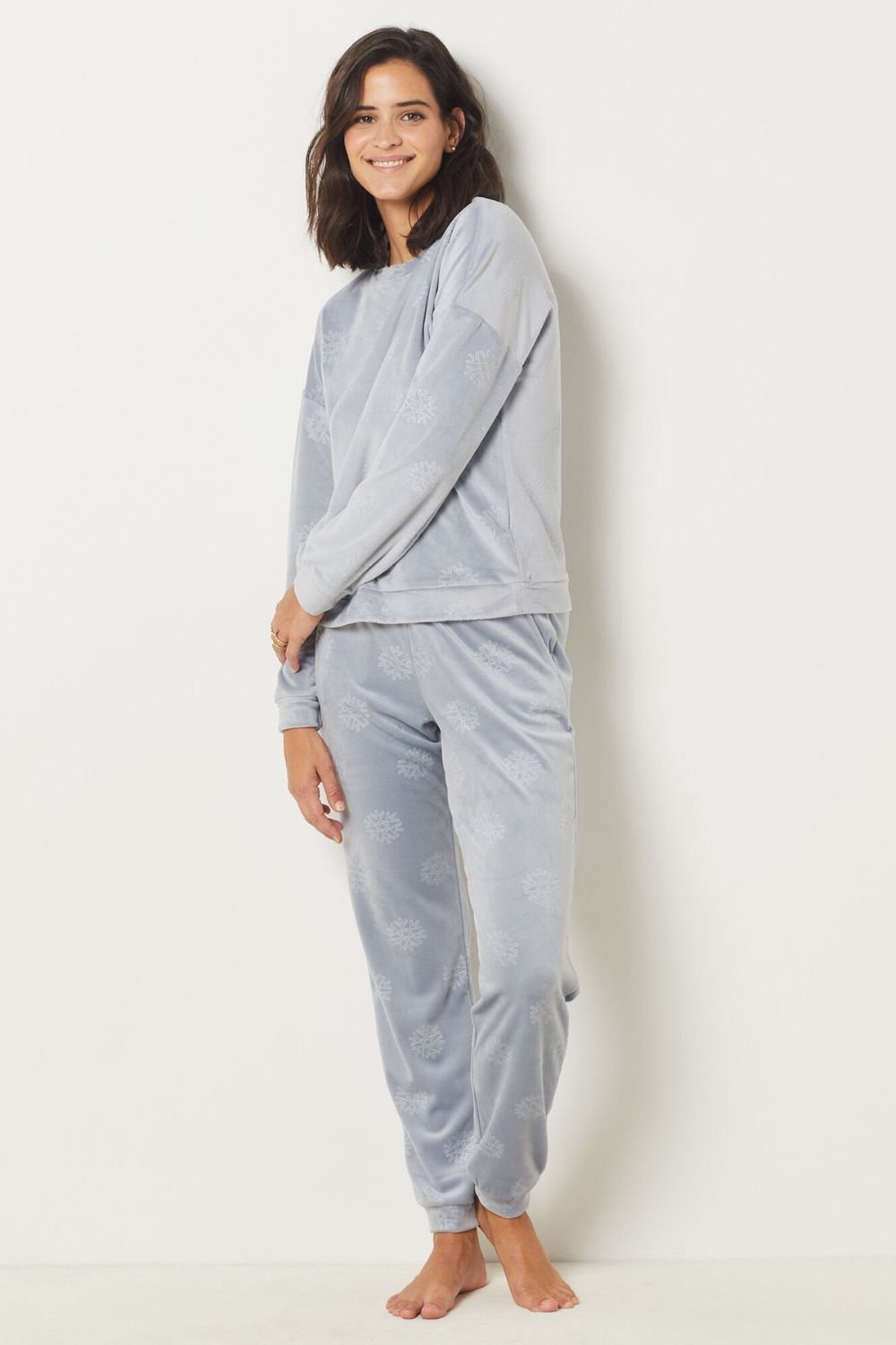 ETAM - חולצת קטיפה RHEANNA פתיתי שלג - MASHBIR//365