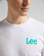 LEE - חולצת LOGO בצבע לבן בוהק - MASHBIR//365