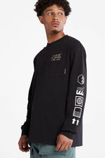 TIMBERLAND - חולצת לוגו שרוול ארוך בצבע שחור - MASHBIR//365