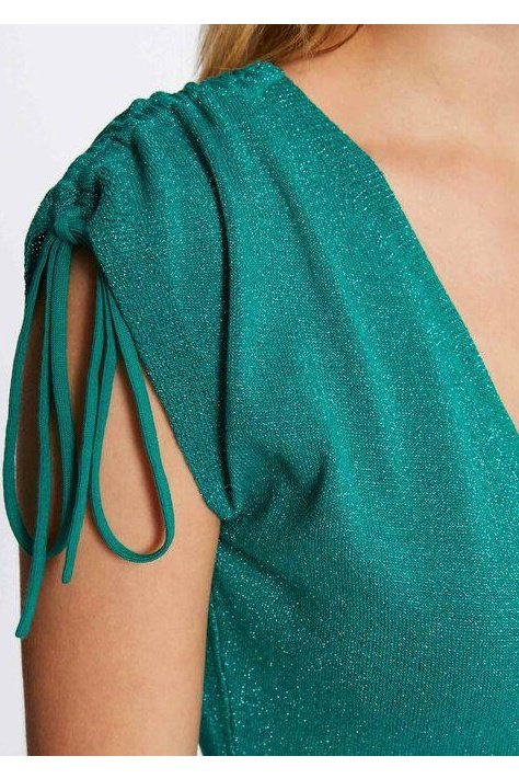 MORGAN - חולצת מעטפת מנצנצת בצבע טורקיז - MASHBIR//365