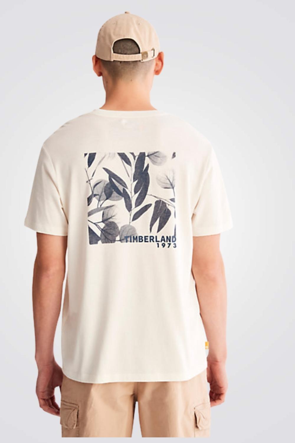 TIMBERLAND - חולצת טריקו טכנולוגית REFIBRA™ לגברים בלבן - MASHBIR//365